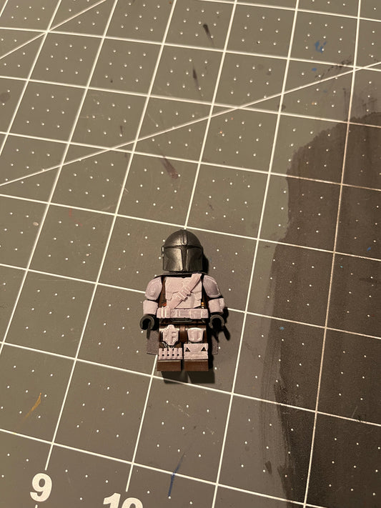 Unpainted Mandalorian Kit